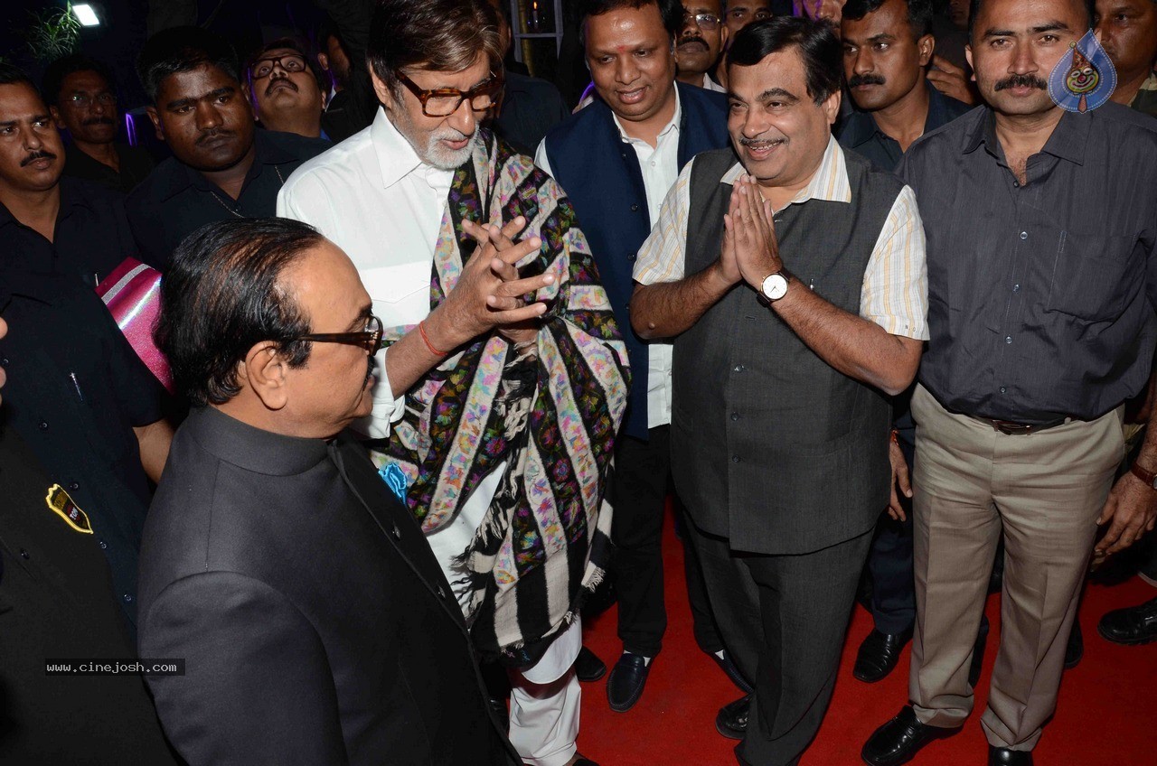 Celebs at Smita Thackeray Son Wedding Reception - 62 / 120 photos