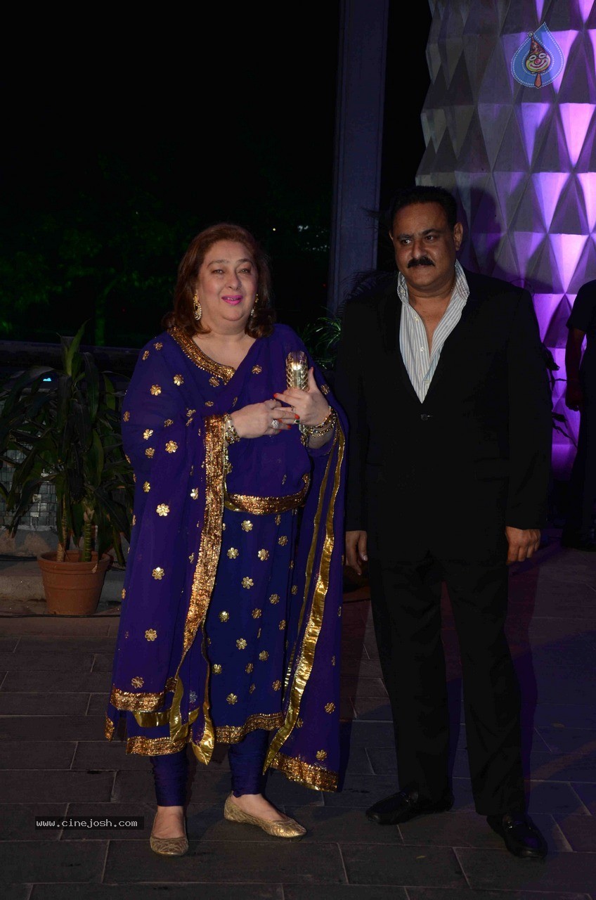 Celebs at Smita Thackeray Son Wedding Reception - 76 / 120 photos
