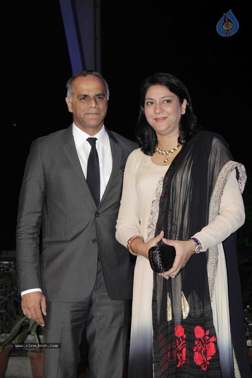 Celebs at Smita Thackeray Son Wedding Reception - 91 / 120 photos