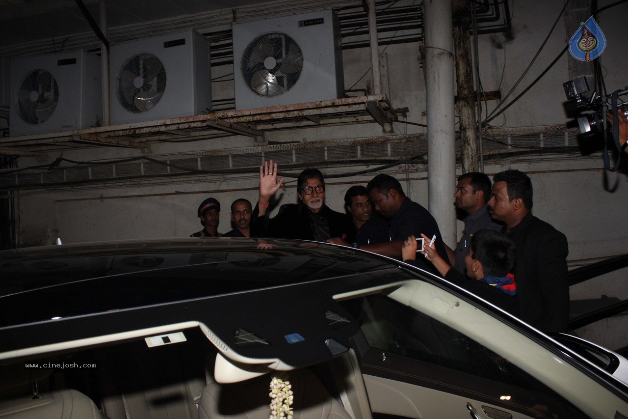 Celebs at Special Screening of Film Shamitabh - 24 / 42 photos