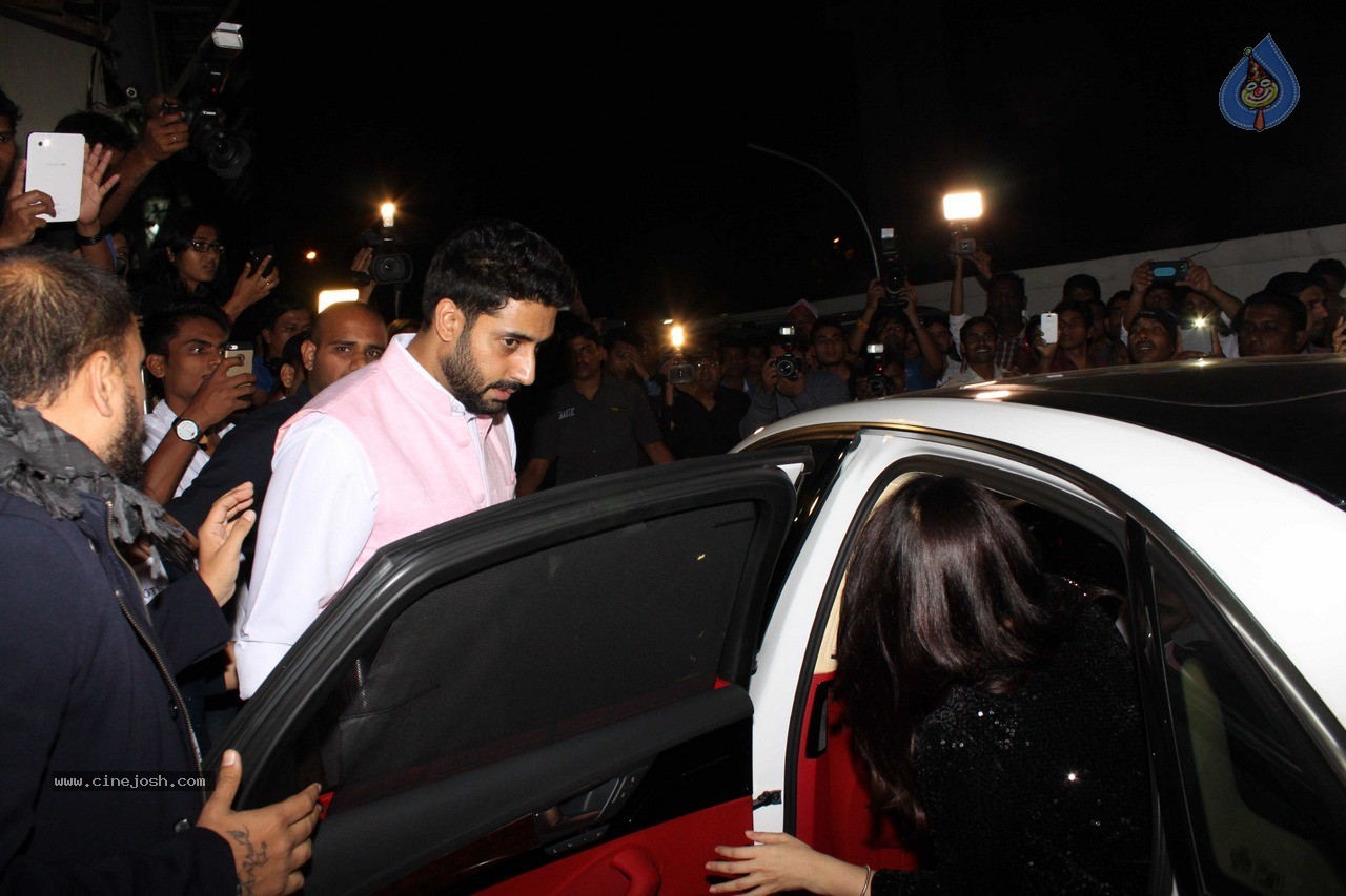 Celebs at Special Screening of Film Shamitabh - 33 / 42 photos