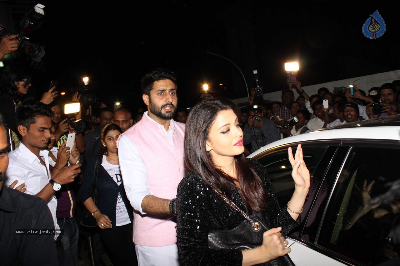 Celebs at Special Screening of Film Shamitabh - 39 / 42 photos