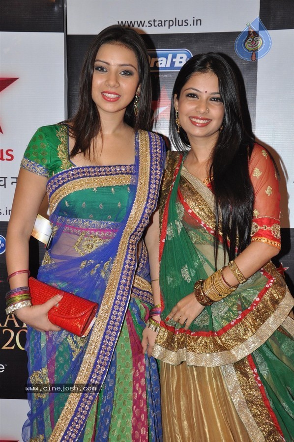 Celebs at Star Parivaar Awards 2013 - 62 / 161 photos