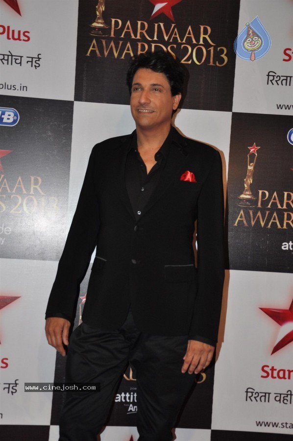 Celebs at Star Parivaar Awards 2013 - 95 / 161 photos