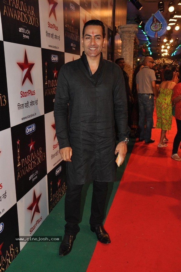 Celebs at Star Parivaar Awards 2013 - 96 / 161 photos