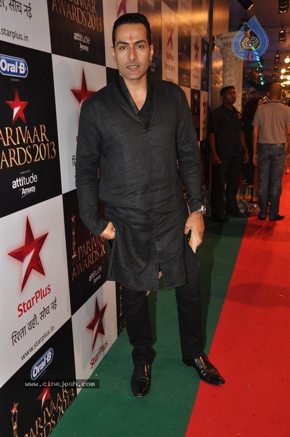 Celebs at Star Parivaar Awards 2013 - 104 / 161 photos