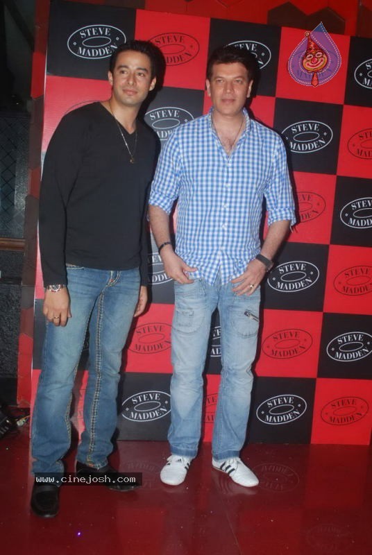 Celebs at Steve Madden Event - 4 / 64 photos