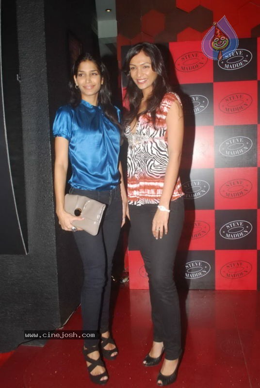 Celebs at Steve Madden Event - 20 / 64 photos