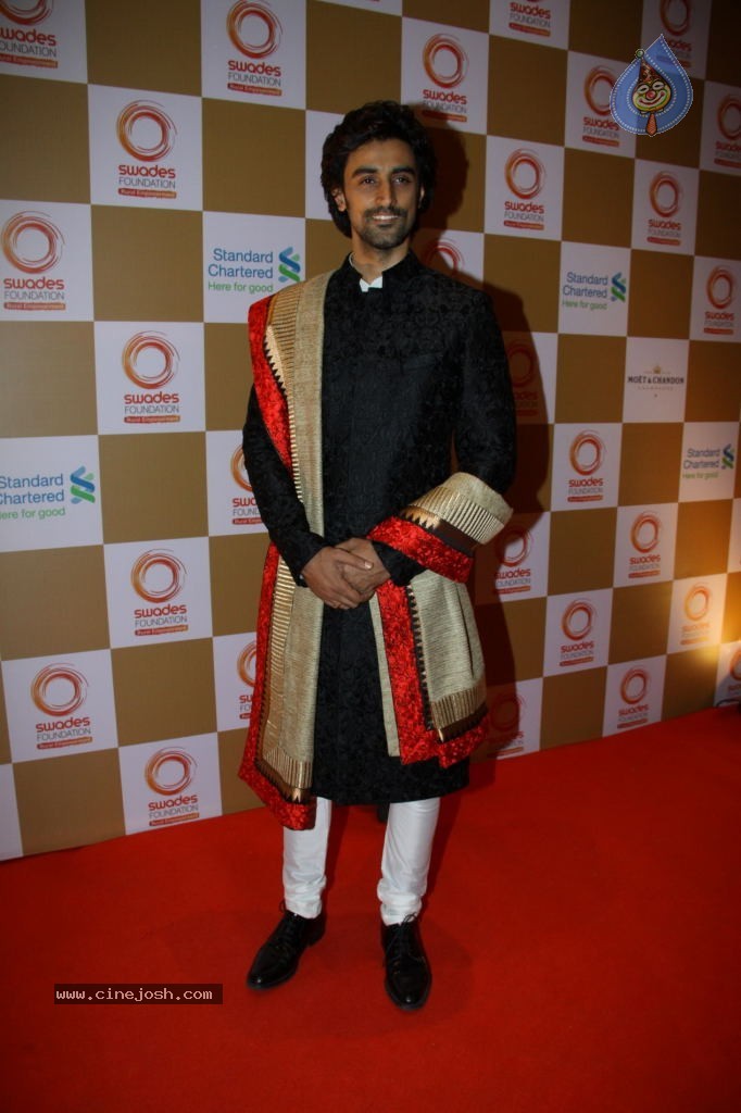 Celebs at Swades Foundation Fundraiser Show - 6 / 50 photos