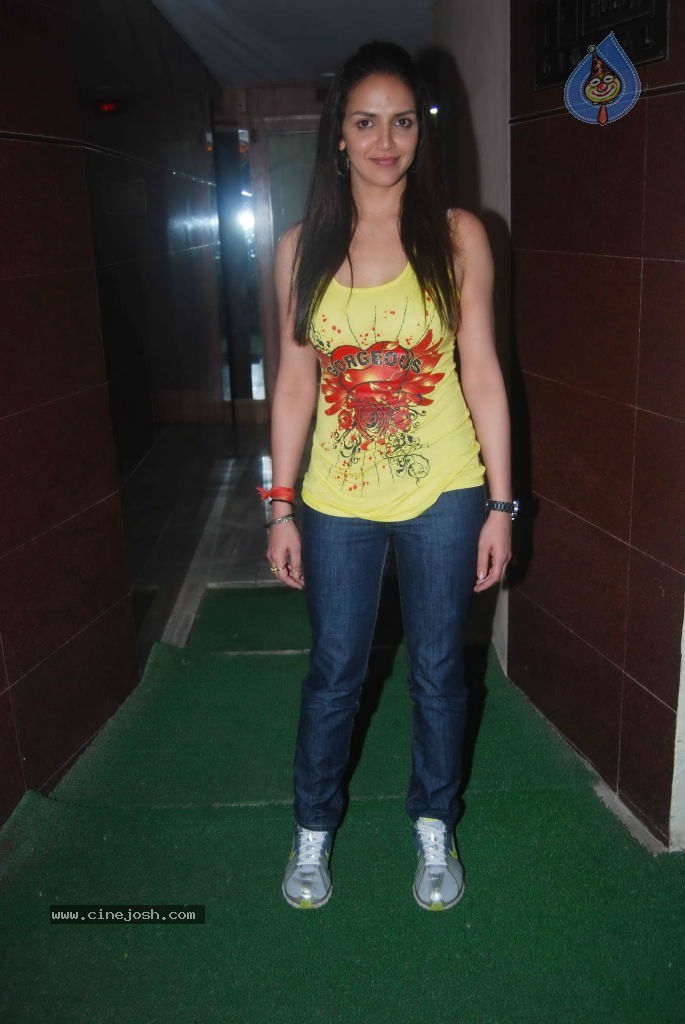 Celebs at Tell Me O Khuda Special Show - 9 / 15 photos