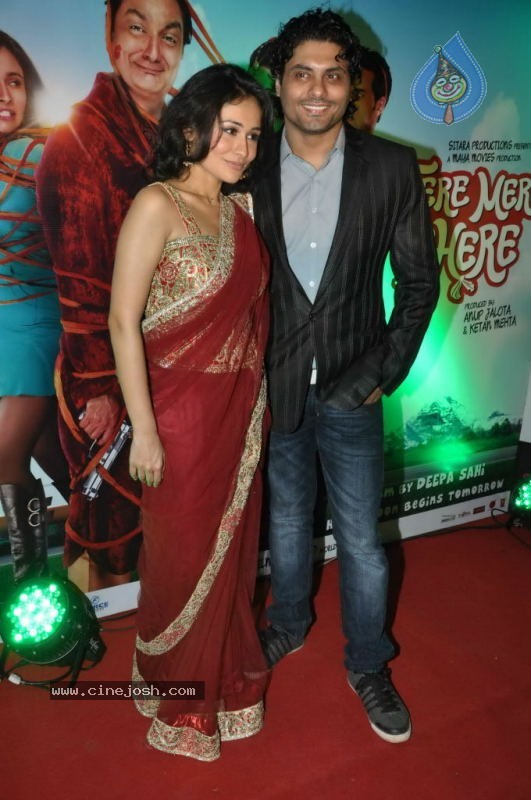Celebs at Tere Mere Phere Premiere - 14 / 53 photos