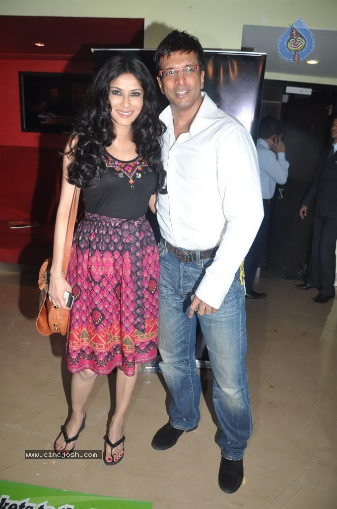 The Forest Movie Premiere - 2 / 37 photos