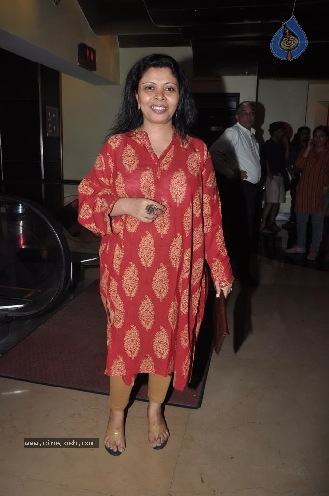 The Forest Movie Premiere - 18 / 37 photos