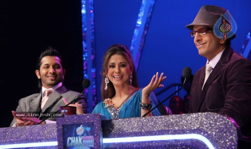 Celebs at The Sets of Chak Dhoom Dhoom - 1 / 35 photos