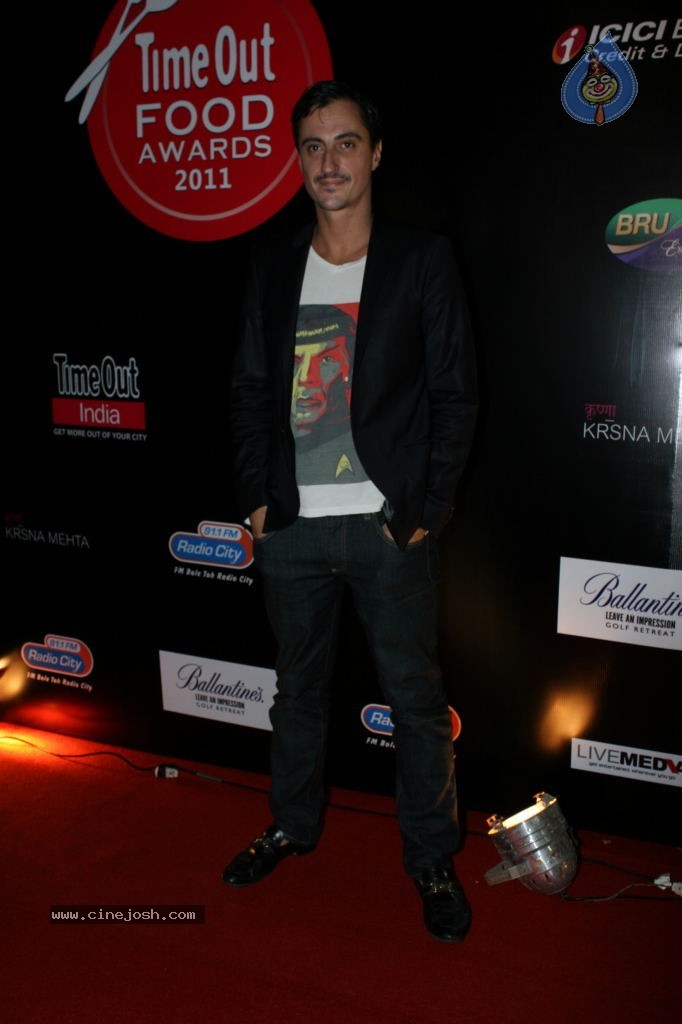 Celebs at Time Out Food Awards 2011 - 9 / 65 photos