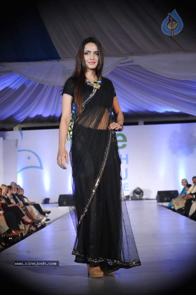 Celebs at Walk for Peace Fashion Show - 18 / 83 photos