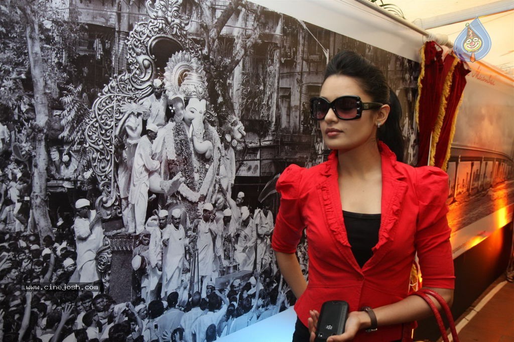 Celebs at We Love Mumbai Campaign - 3 / 43 photos