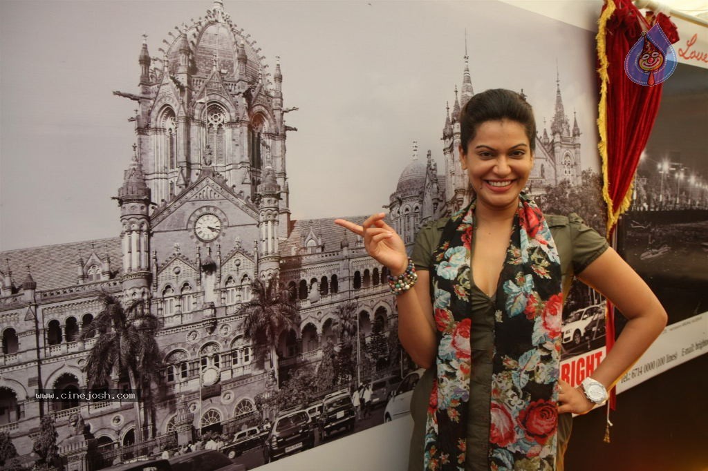 Celebs at We Love Mumbai Campaign - 27 / 43 photos