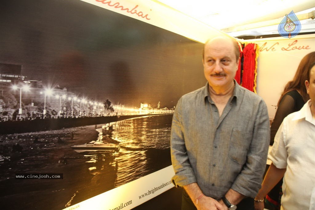 Celebs at We Love Mumbai Campaign - 34 / 43 photos