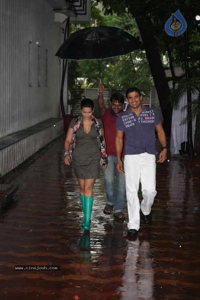 Celebs at We Love Mumbai Campaign - 35 / 43 photos