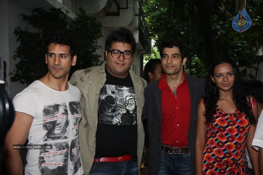 Celebs at We Love Mumbai Campaign - 39 / 43 photos