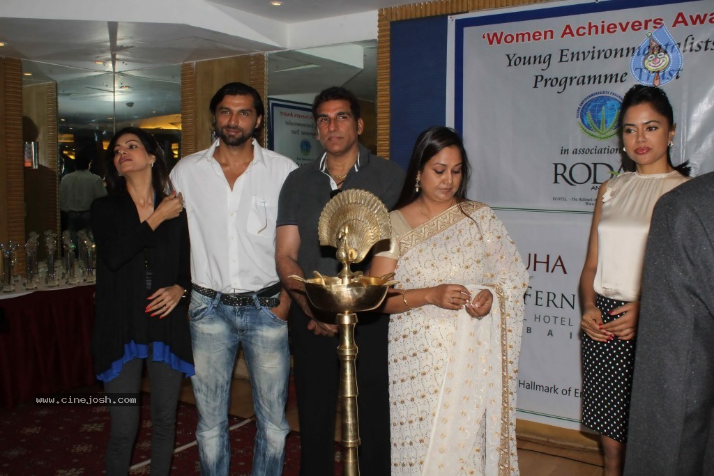 Celebs at Womens Achievers Awards - 53 / 68 photos