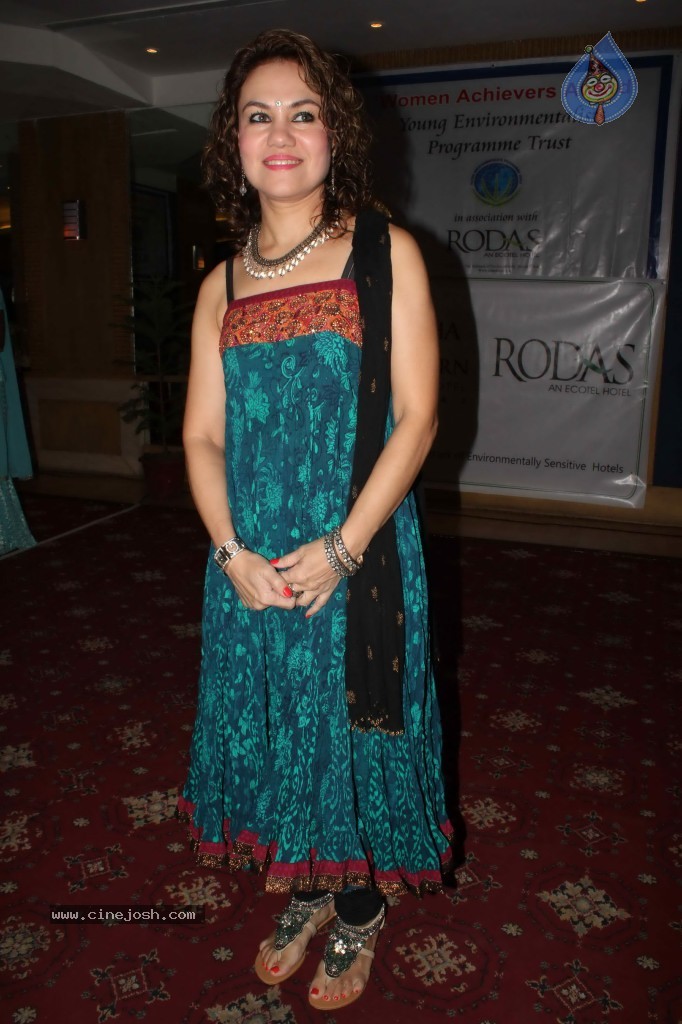 Celebs at Womens Achievers Awards - 60 / 68 photos