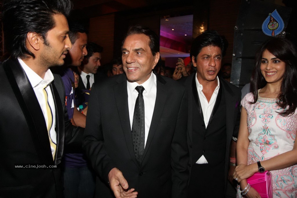 Celebs at Yamla Pagla Deewana 2 Music Launch - 24 / 108 photos