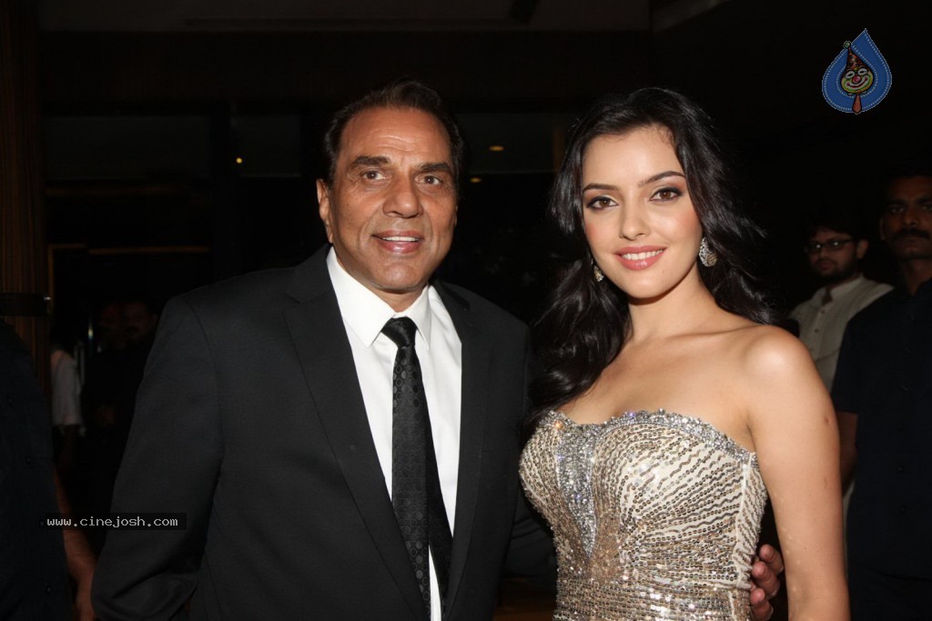 Celebs at Yamla Pagla Deewana 2 Music Launch - 31 / 108 photos