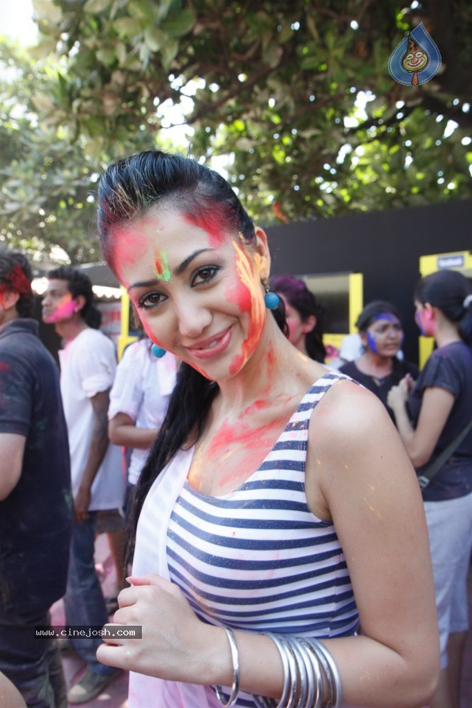 Celebs at Zoom Holi Celebrations - 10 / 40 photos