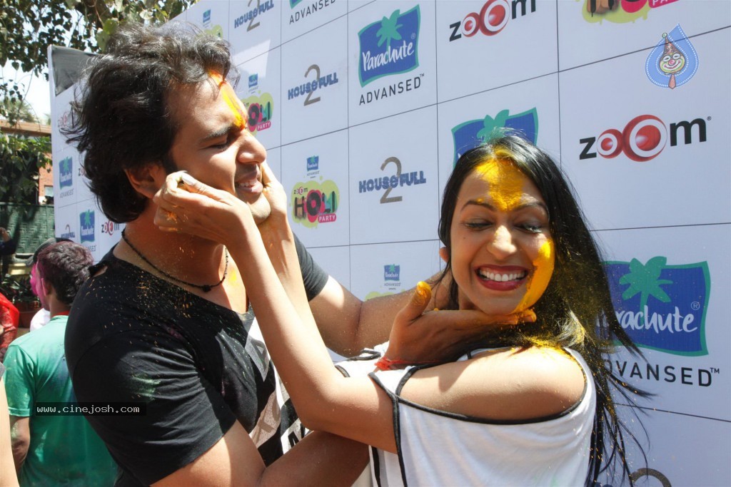 Celebs at Zoom Holi Celebrations - 18 / 40 photos