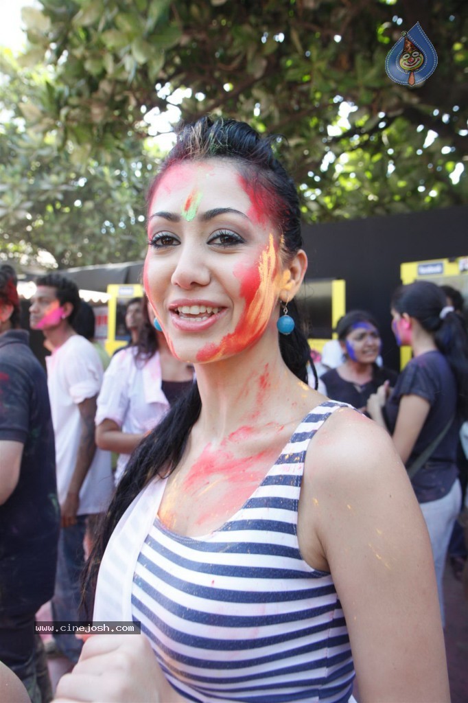 Celebs at Zoom Holi Celebrations - 21 / 40 photos