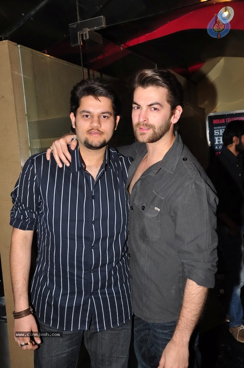 Celebs at DAVID Movie Premiere - 23 / 43 photos