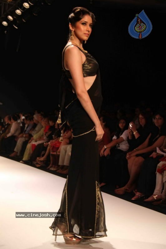 Celebs Walk the Ramp at IIJW 2011 Fashion Show Day 2 - 13 / 113 photos