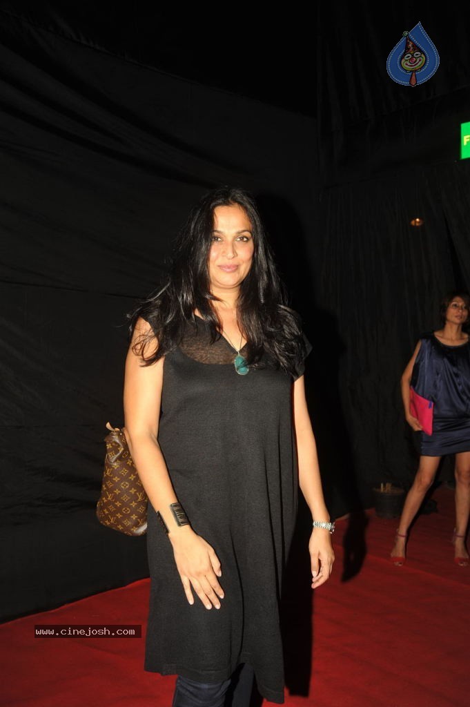 Celebs Walks the Ramp at AVIBW 2013 - 1 / 152 photos