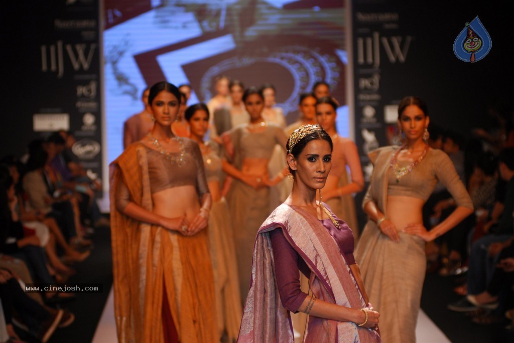 Celebs Walks the Ramp at IIJW 2014 Set 1 - 71 / 235 photos