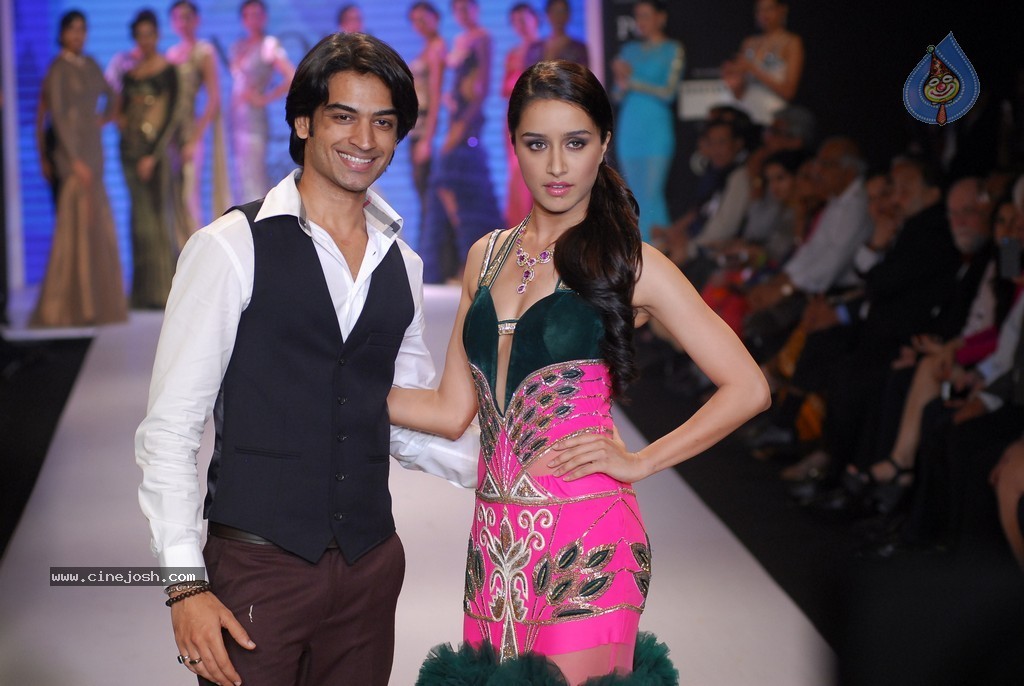 Celebs Walks the Ramp at IIJW 2014 Set 1 - 103 / 235 photos