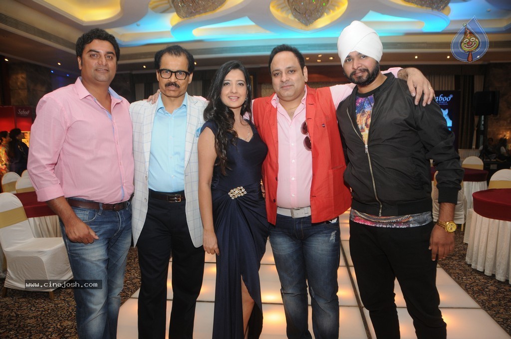 Celebs Walks the Ramp at IIJW 2014 Set 1 - 119 / 235 photos