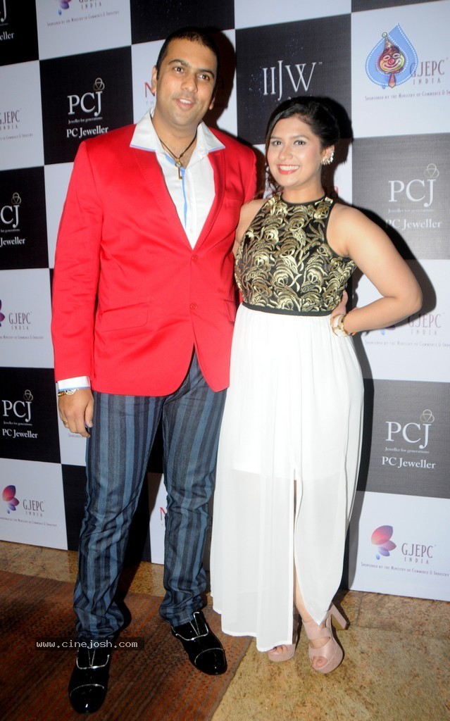 Celebs Walks the Ramp at IIJW 2014 Set 1 - 226 / 235 photos