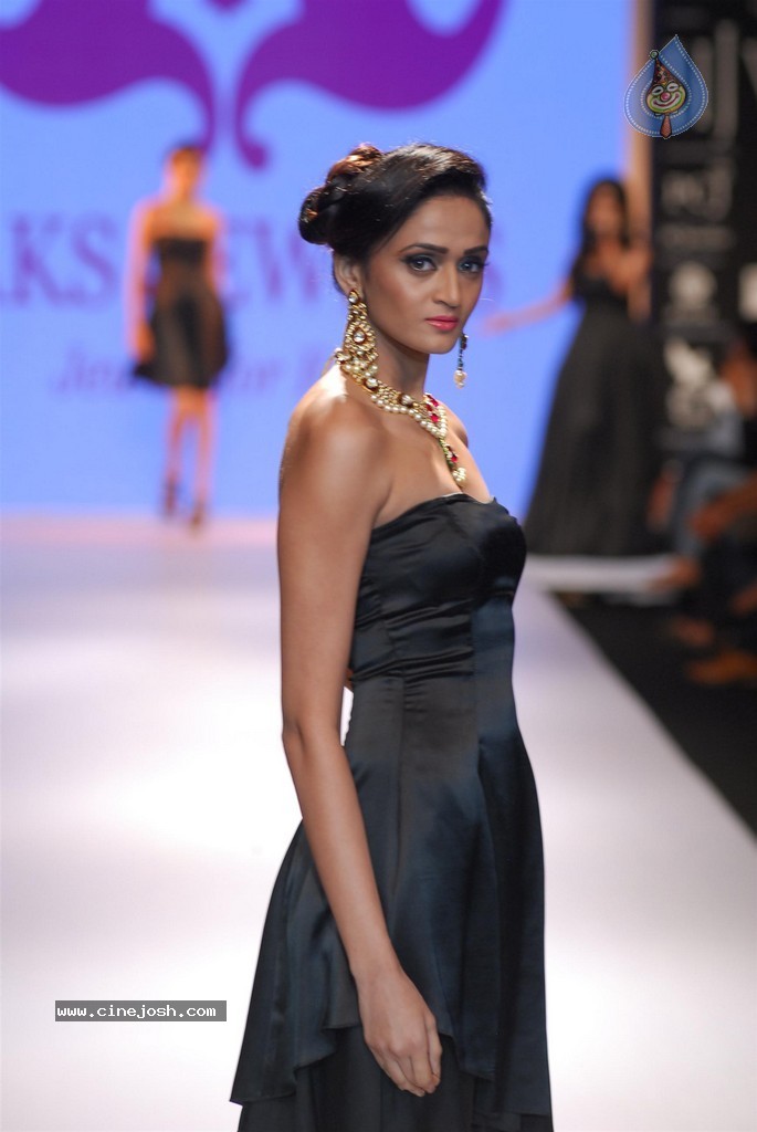 Celebs Walks the Ramp at IIJW 2014 Set 2 - 131 / 235 photos
