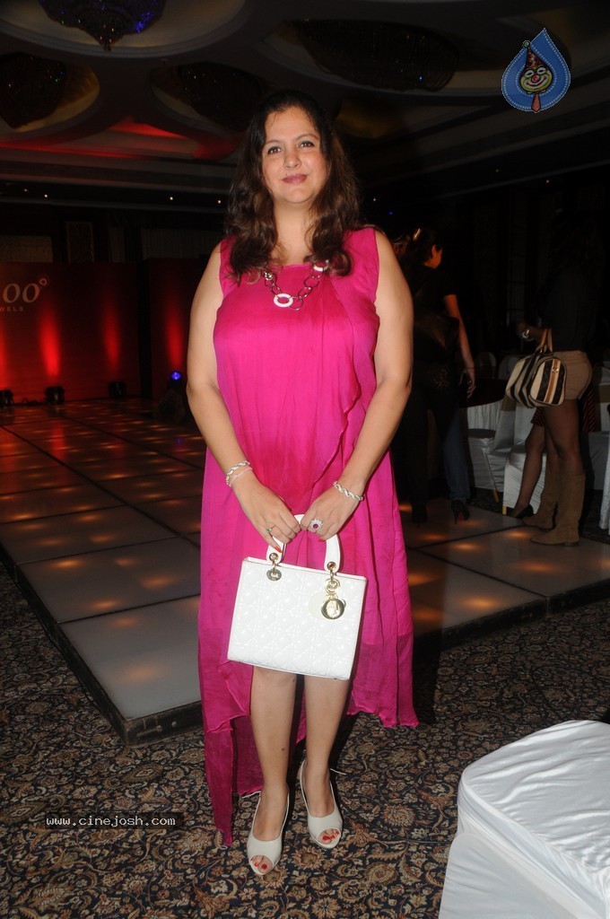 Celebs Walks the Ramp at IIJW 2014 Set 2 - 172 / 235 photos