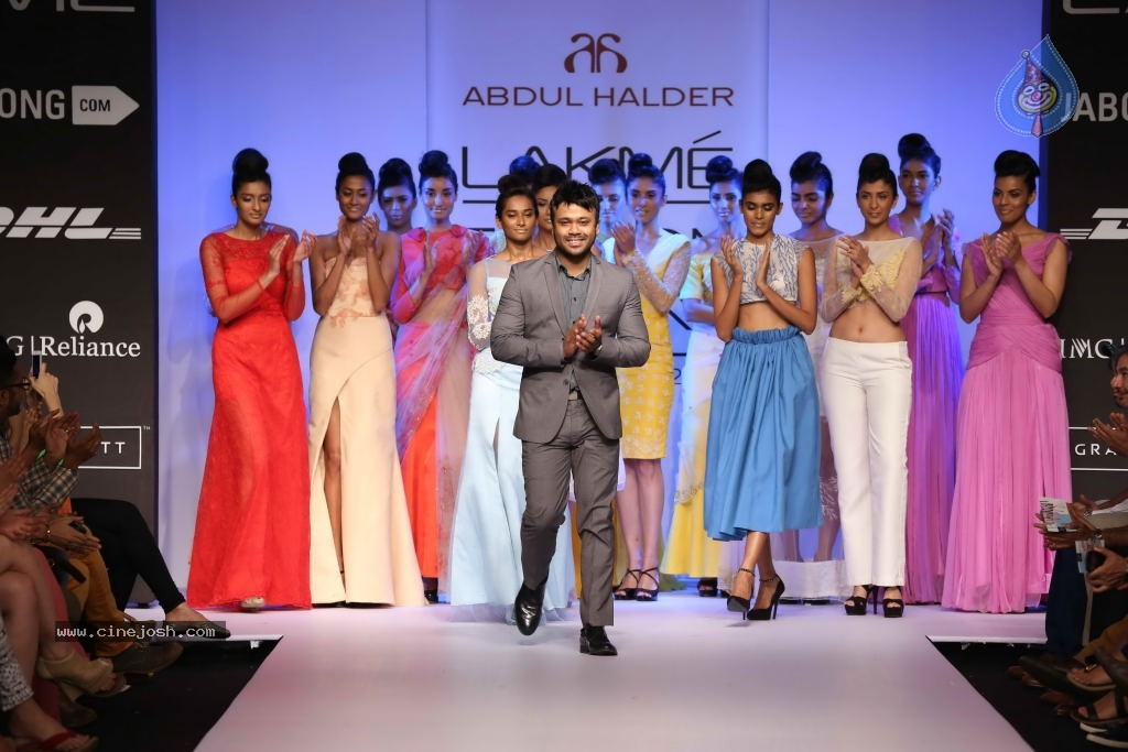 Celebs Walks the Ramp at LFW 2014 Day 2 - 60 / 113 photos