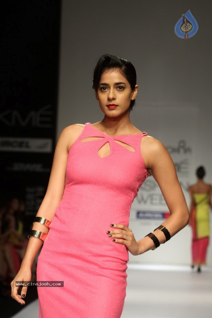 Celebs Walks the Ramp at LFW Summer Resort 2013 - 57 / 186 photos