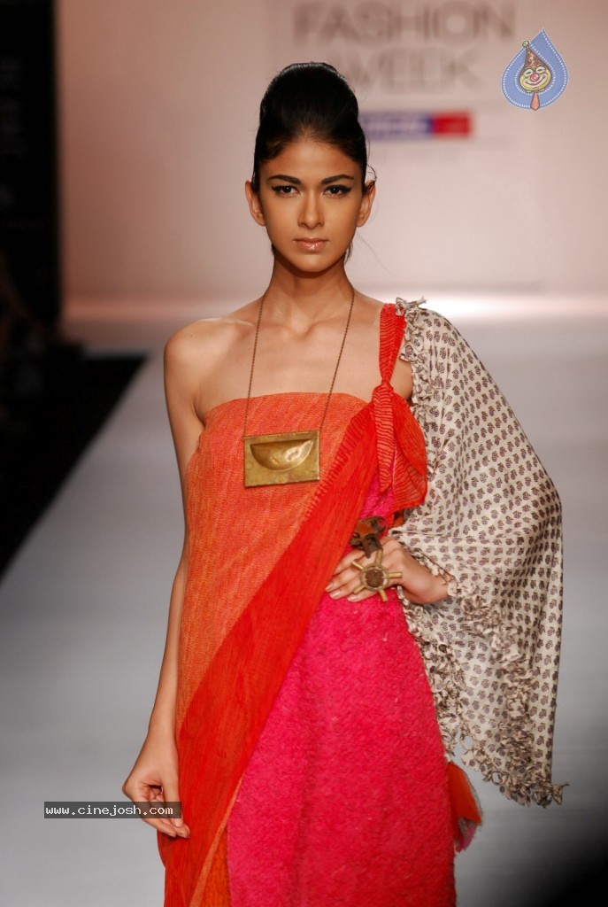 Celebs Walks the Ramp at LFW Summer Resort 2013 - 114 / 186 photos
