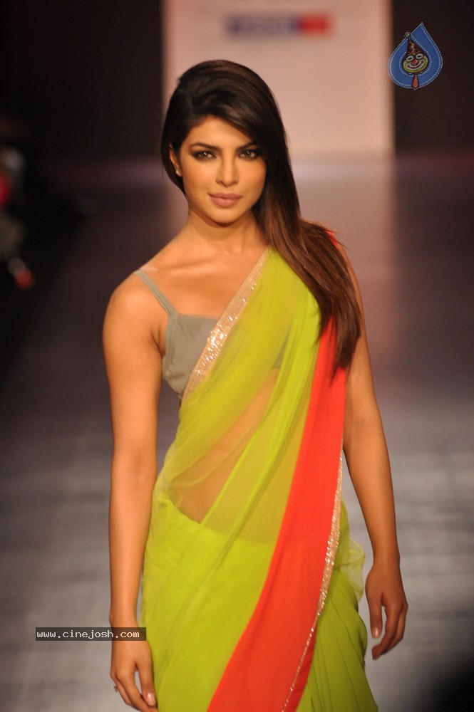 Celebs Walks the Ramp at LFW Summer Resort 2013 - 140 / 186 photos