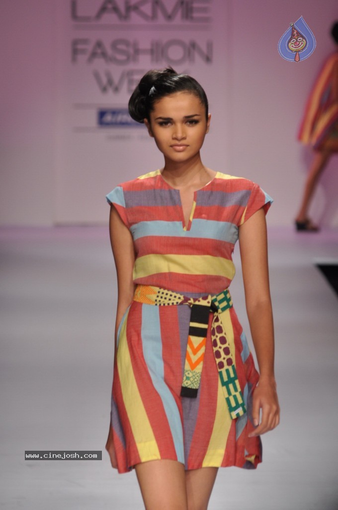 Celebs Walks the Ramp at LFW Summer Resort 2013 - 173 / 186 photos