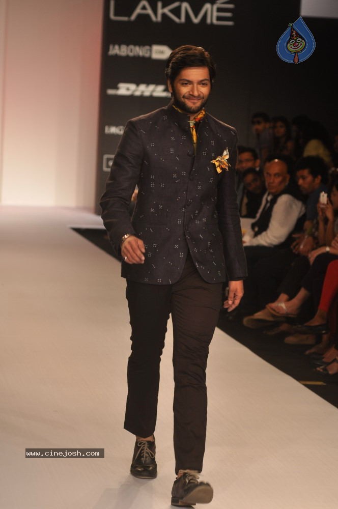 Celebs Walks the Ramp at LFW Summer Resort 2014 - 3 / 101 photos