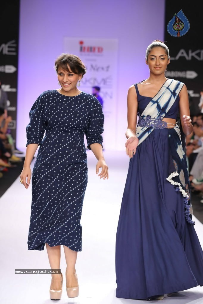 Celebs Walks the Ramp at LFW Summer Resort 2014 - 50 / 101 photos