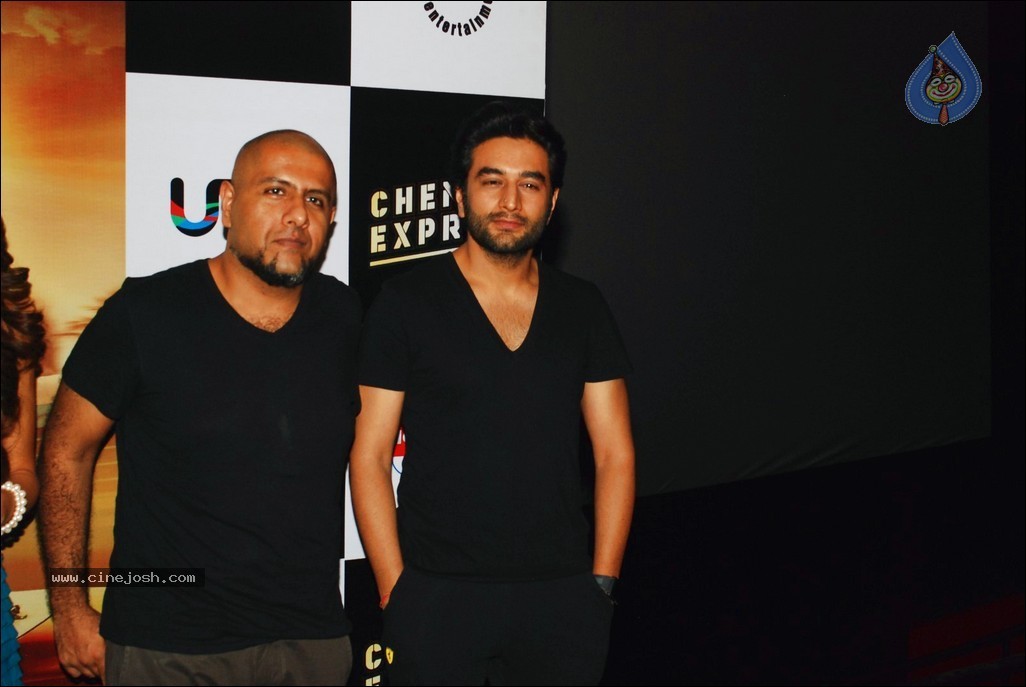 Chennai Express Trailer Launch - 20 / 68 photos