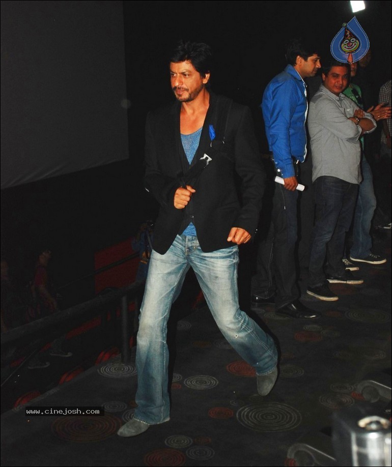 Chennai Express Trailer Launch - 25 / 68 photos